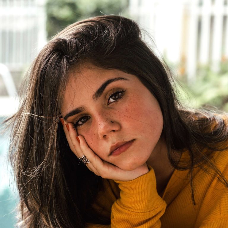 poches sous les yeux traitements solutions