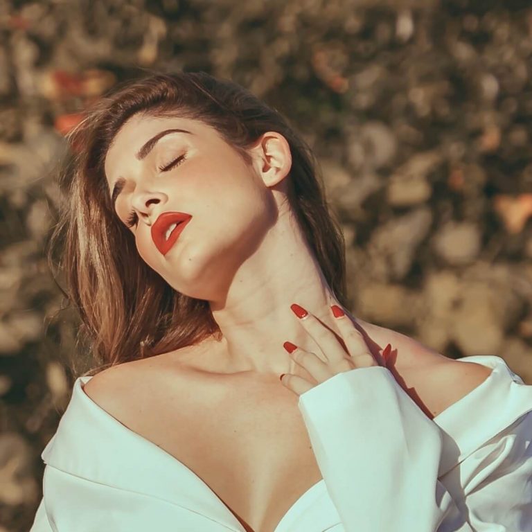 relâchement du cou chirurgie esthétique