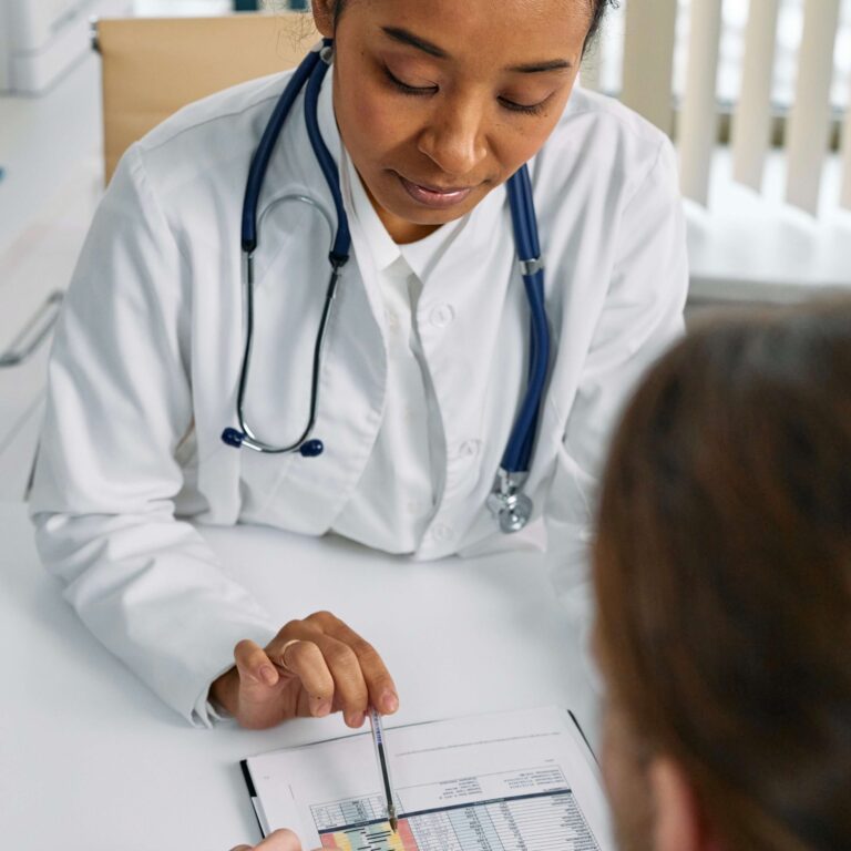 rendez-vous avant une opération de chirurgie esthétique